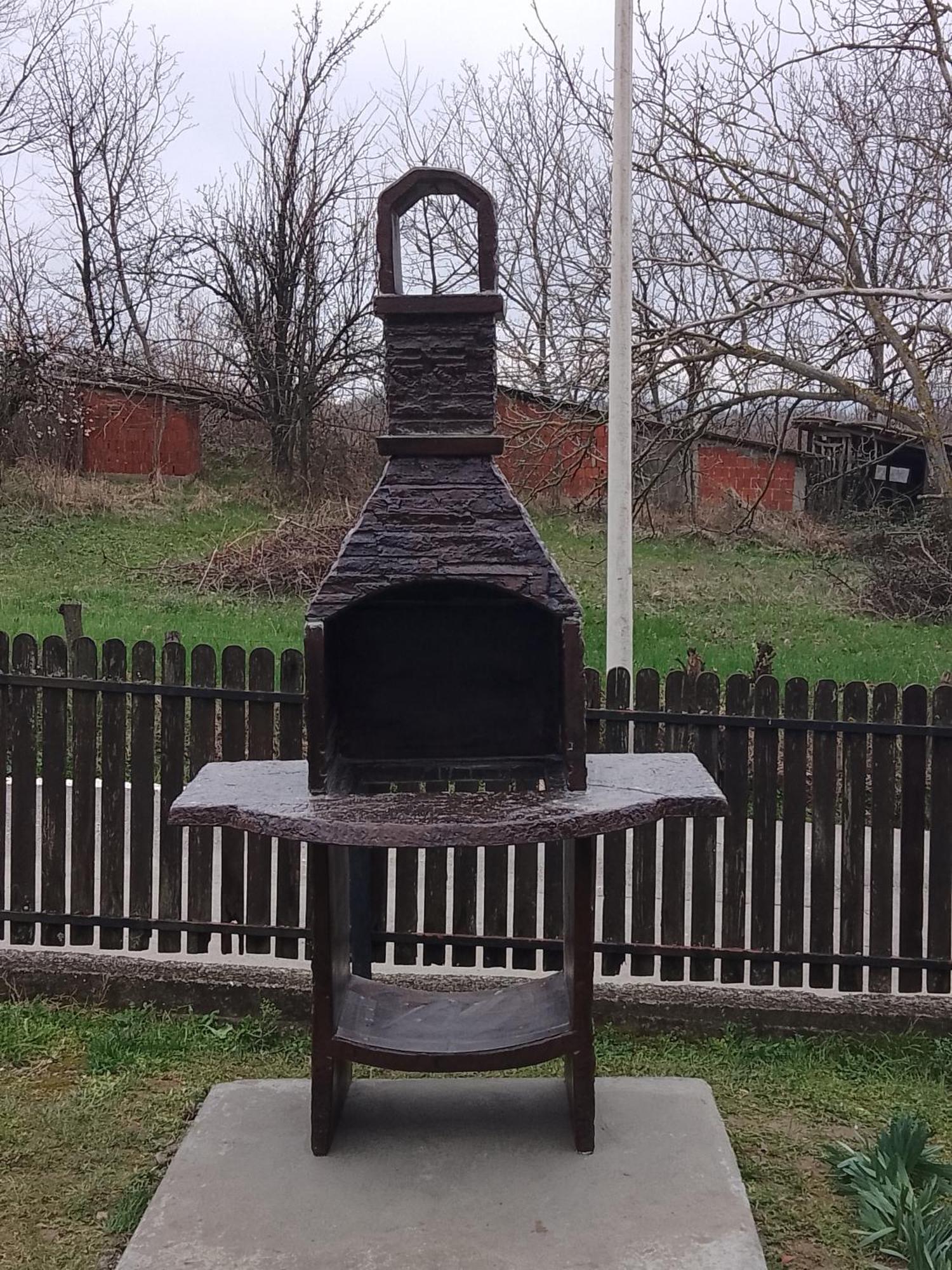 Galerija Jovanovic Topola Екстериор снимка